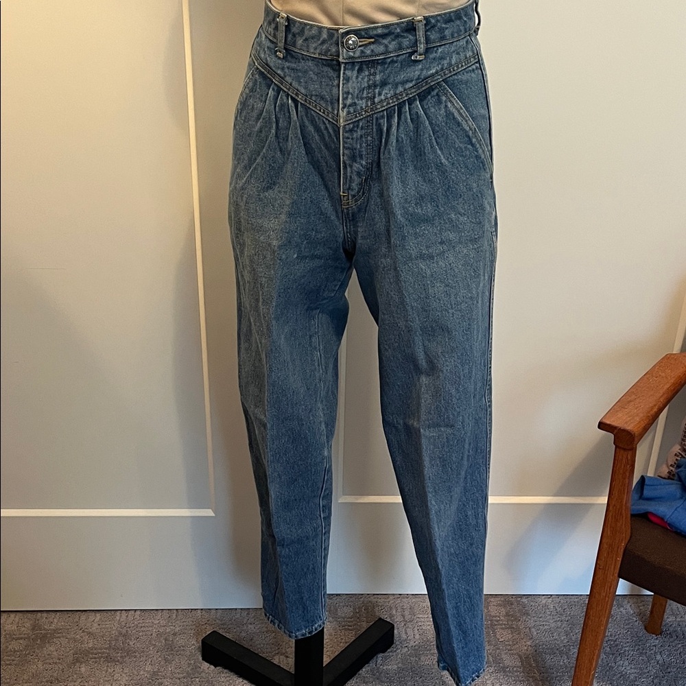 High-Rise Pleated Vintage Sasson Blue Denim Jeans